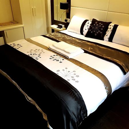 Voyage Privè Deluxe Bed and Breakfast La Spezia Buitenkant foto