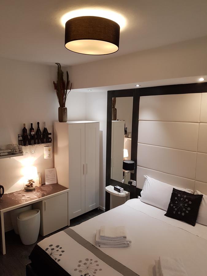 Voyage Privè Deluxe Bed and Breakfast La Spezia Buitenkant foto